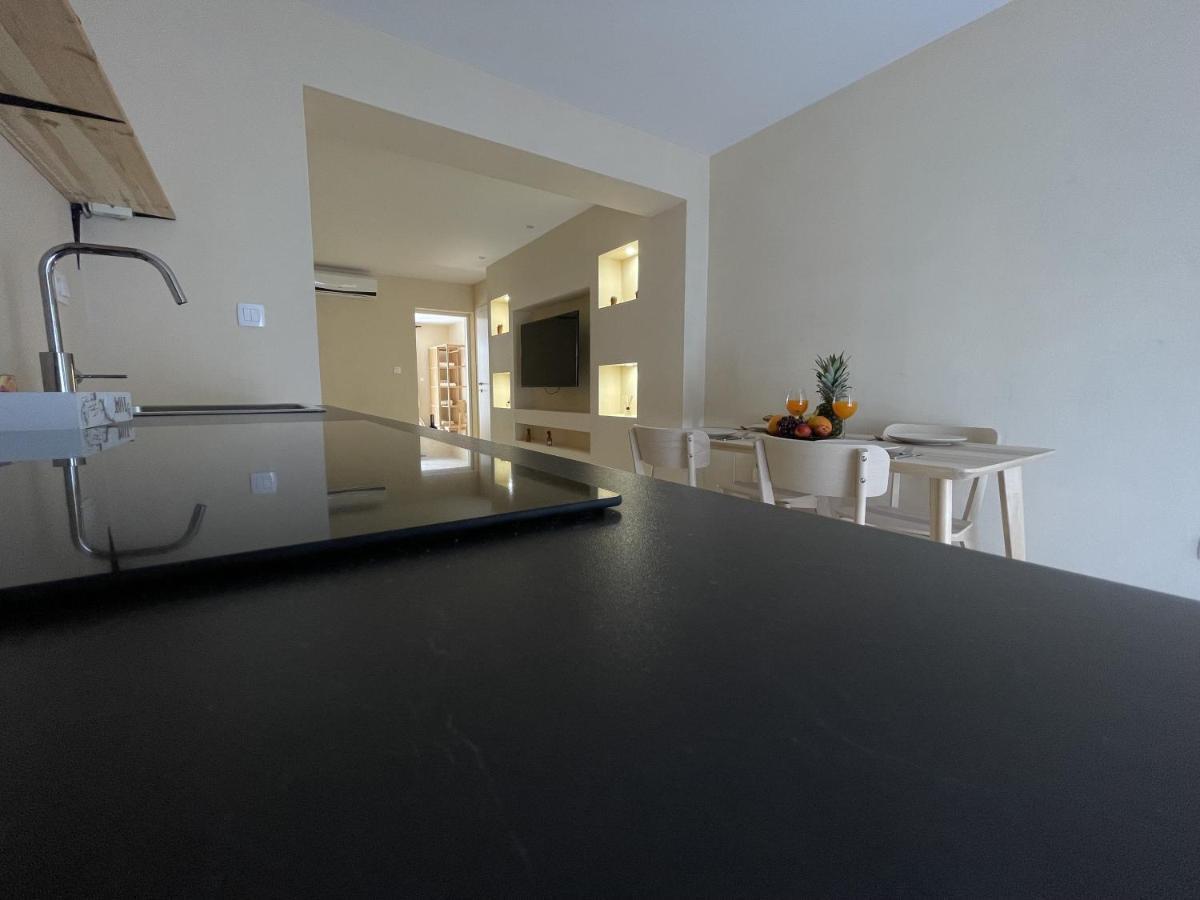 Cozy Apartment Matijas With Private Parking And Terrace Split Extérieur photo